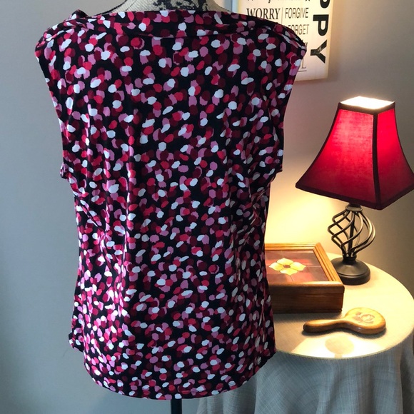 Top - Picture 3 of 5